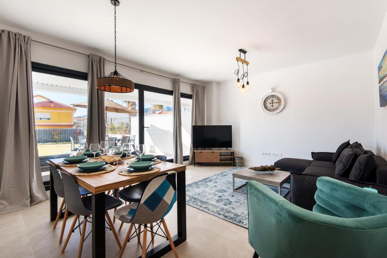 Alamar The Best Luxury Apartment On The Beach トレモリノス エクステリア 写真